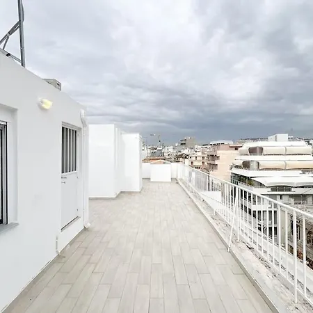 Spacious Penthouse Near Downtown Афины Экстерьер фото