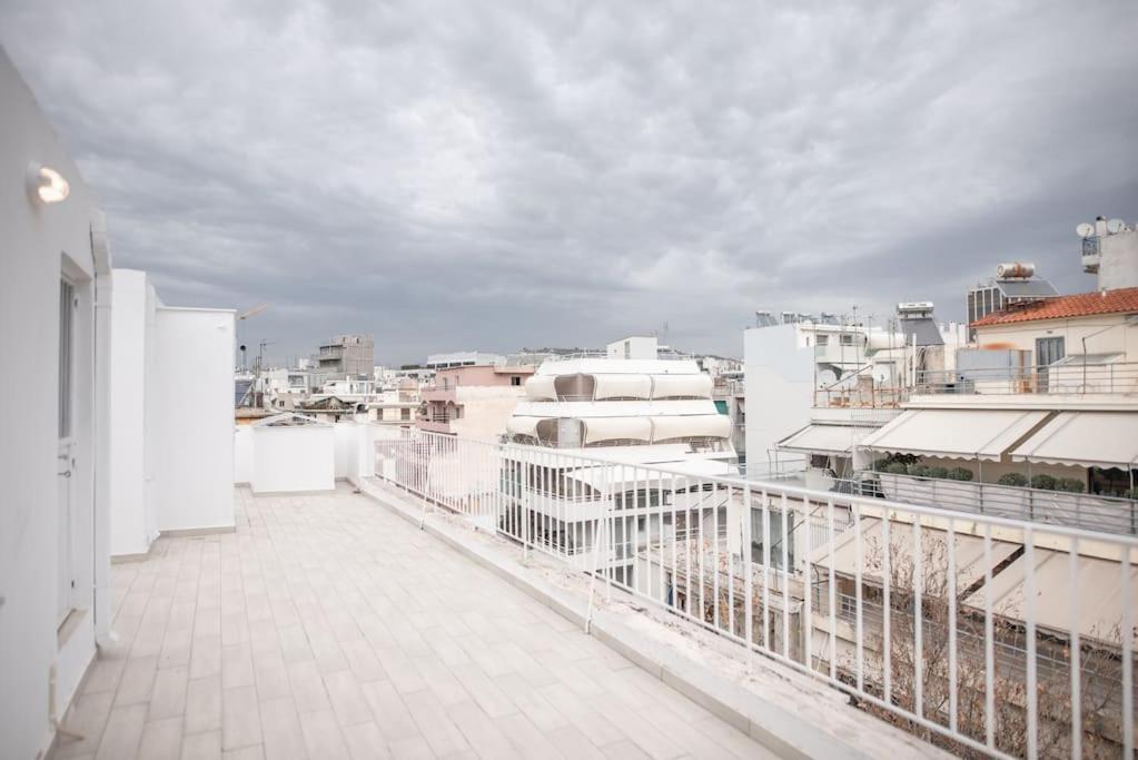 Spacious Penthouse Near Downtown Apartment *