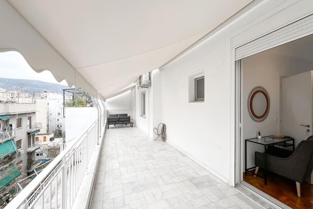 Apartment Spacious Penthouse Near Downtown